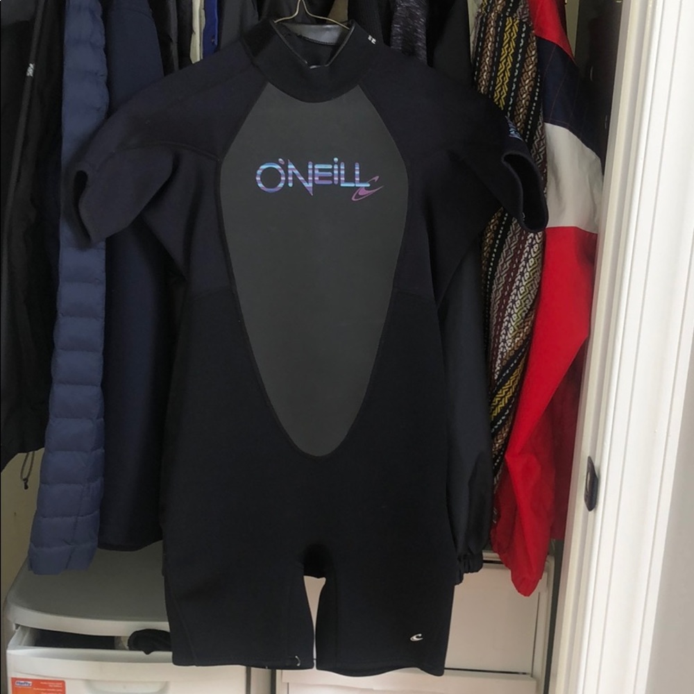 O’Neil short sleeve wet suit